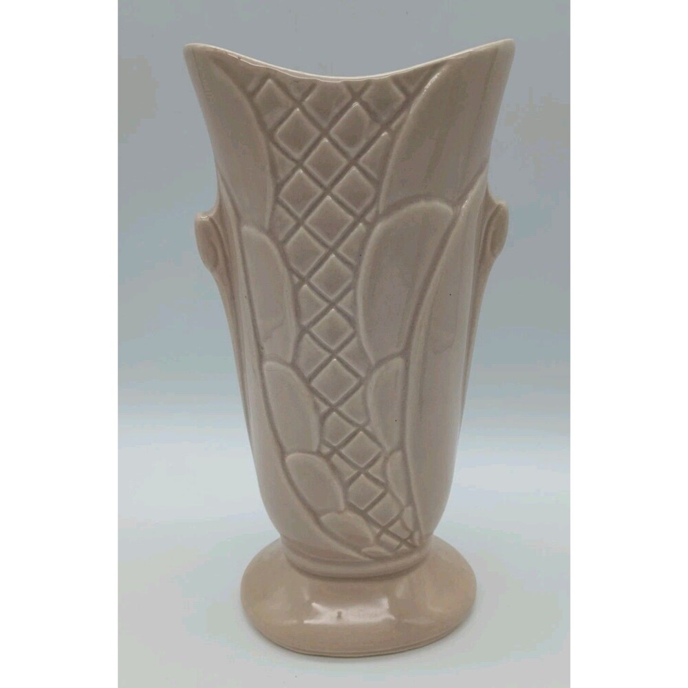 Shawnee Pottery 40s  Double Fan Fish Scale  Vase 8.75" Tall USA